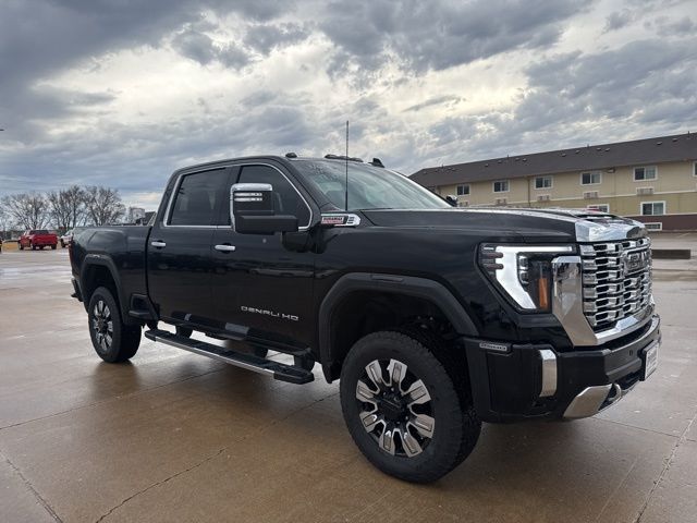 Onyx Black 2024 GMC Sierra 2500HD Denali Crew Cab 4WD Pickup Truck Four-Wheel Drive Automatic