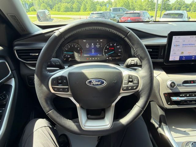 2023 Ford Explorer XLT Gray at Honda North