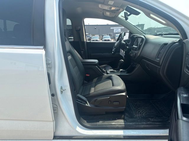 2018 White GMC Canyon All Terrain 4X4 Truck