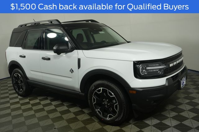 New 2026 White Ford Outer Banks image 2