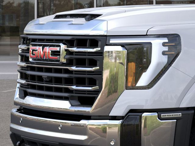 2024 GMC Sierra 2500HD SLT 13