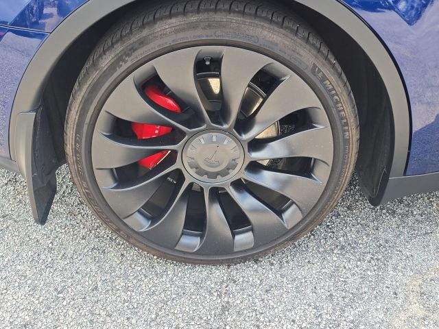 2022 Tesla Model Y Performance:46844A