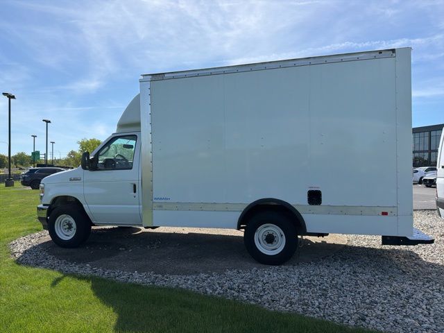2025 Ford E-350SD Base