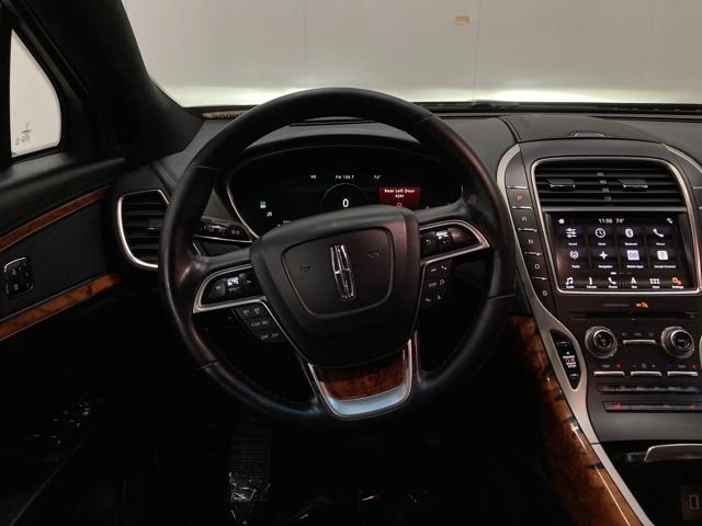 2019 Lincoln Nautilus Select