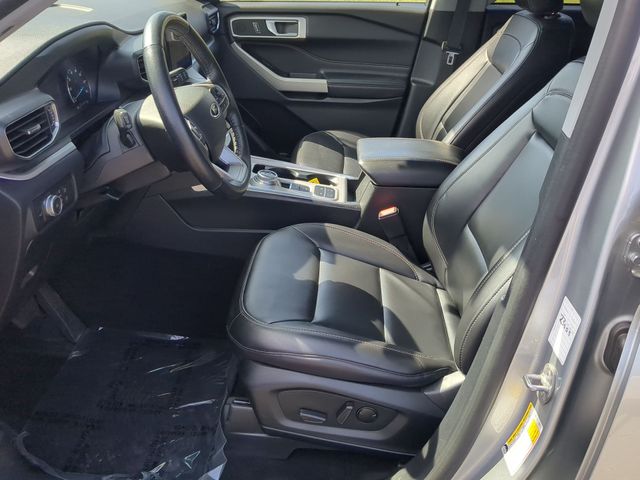 Used 2022 Silver Ford XLT image 21