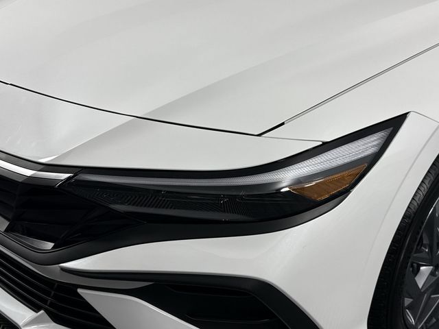 Used 2025 Hyundai Elantra Hybrid For Sale in Indianapolis, IN