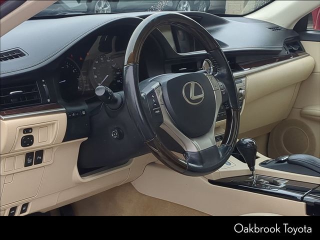 2014 Lexus ES 350 photo