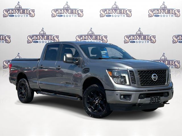 Gray (Gun Metallic) 2018 Nissan Titan Pickup Truck  6-Speed Automatic