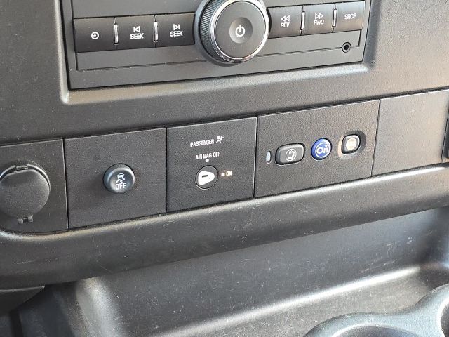 2022 GMC Savana 2500 Work Van:C02606
