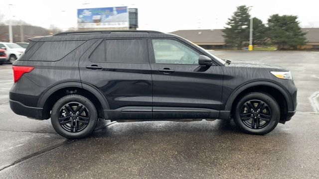 2022 Ford Explorer XLT 9