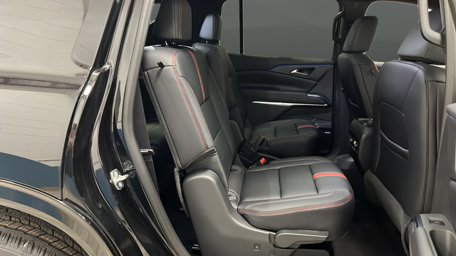 New 2026 Mosaic Black Metallic Chevrolet RS image 24
