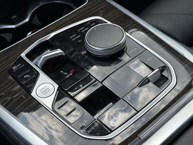 2024 BMW X7 xDrive40i White at Gullo Toyota