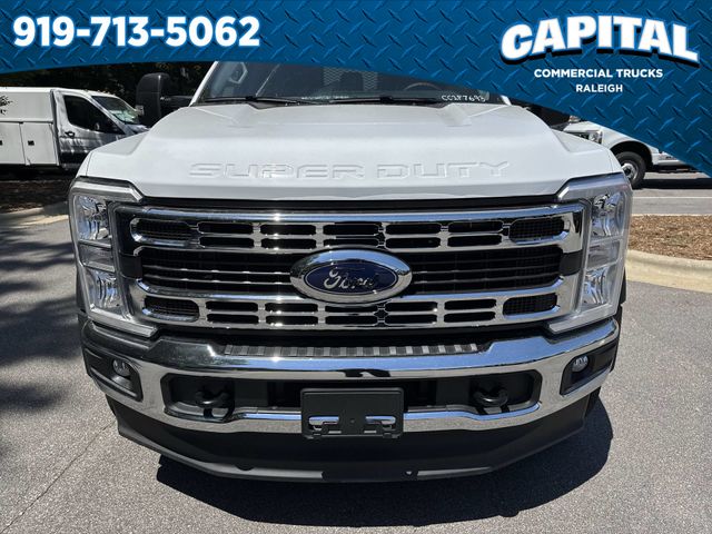 New 2025 White Ford XLT 16FT FLATBED image 12