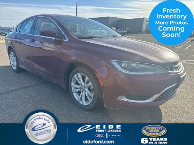 Velvet Red Pearlcoat 2015 Chrysler 200 Limited Sedan FWD Sedan Front-Wheel Drive 9-Speed Automatic