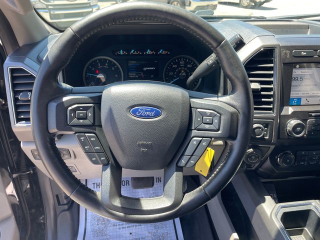 2019 Ford F-150 XLT - Black Metallic exterior view 18
