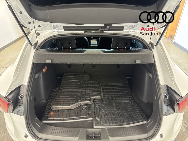 Used 2025 White Chevrolet 2RS image 15