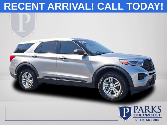 Silver Metallic 2022 Ford Explorer AWD SUV / Crossover All-Wheel Drive Automatic