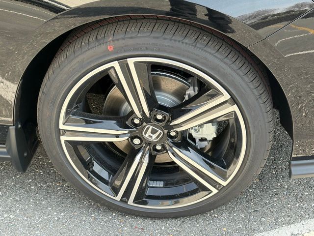 new 2026 Honda Accord Hybrid car, priced at $33,806