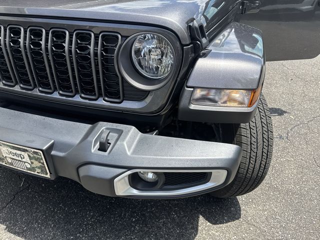 Used 2024 Gray Jeep Sport image 31