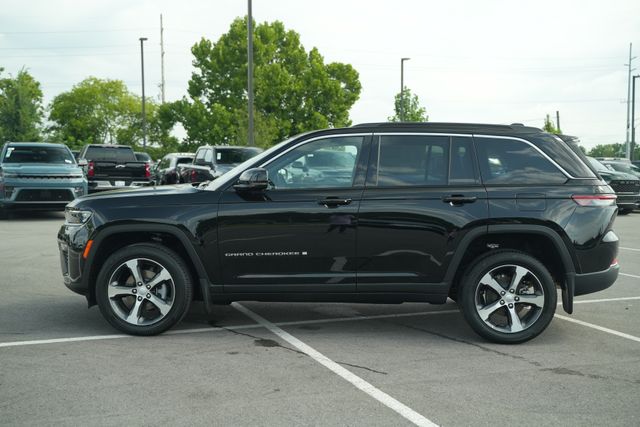 New 2026 Black Jeep Limited image 4