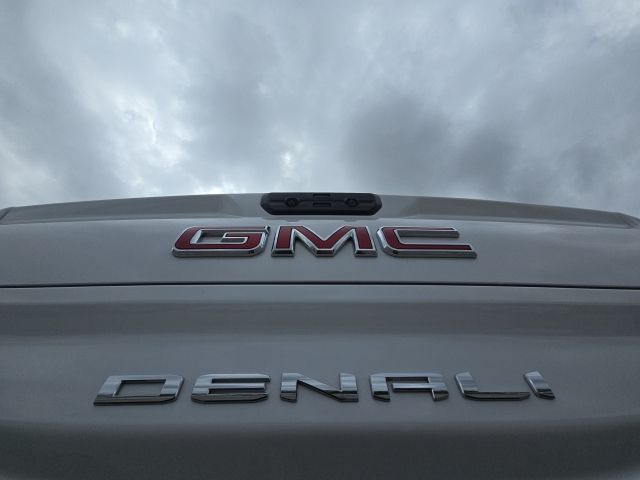 2023 GMC Sierra 1500 Denali:168682B