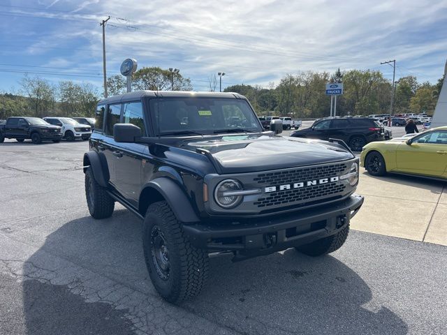 New 2025 Black Ford Badlands image 3