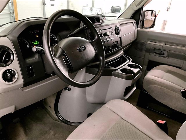 2014 Ford E-350SD XLT - 11