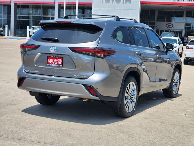 2026 Toyota Highlander Hybrid Platinum - 3