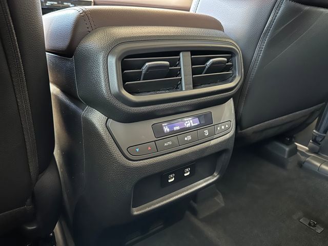 New 2026 Platinum White Pearl Honda Touring Blackout image 23