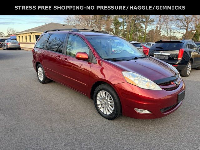 2010 Toyota Sienna XLE