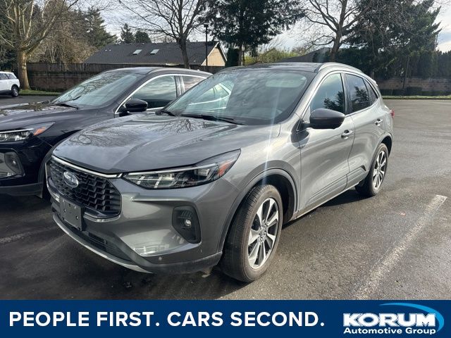 2024 Ford Escape Platinum AWD