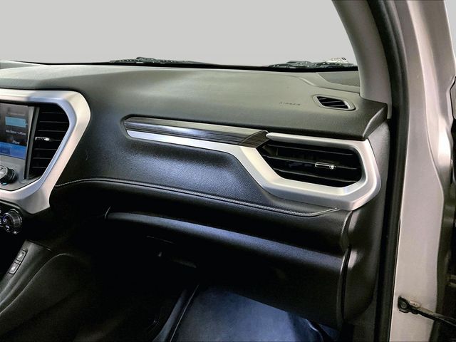 2019 GMC Acadia SLT-1 Silver at Bob Ruth Ford