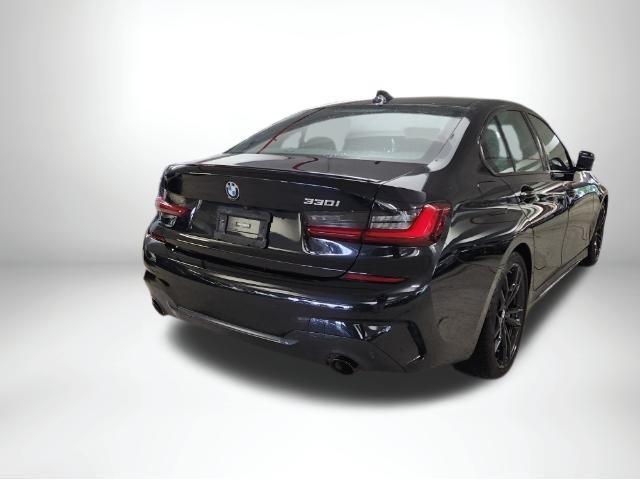 2022 BMW 3 Series 330i 9