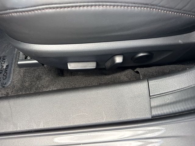 Used 2025 Mazda Mazda3 Hatchback