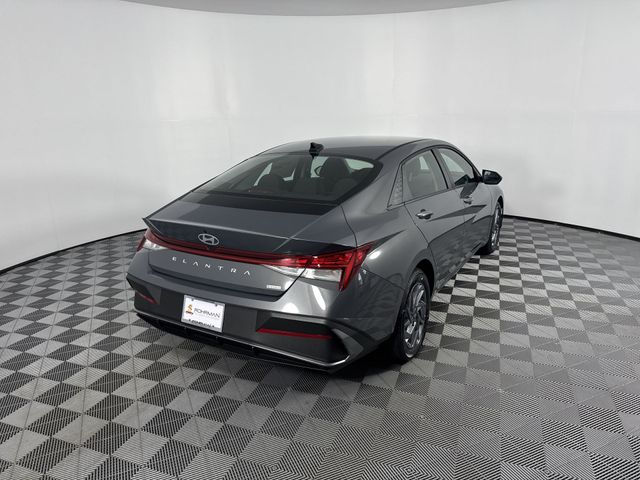 New 2025 Hyundai Elantra Hybrid For Sale in Indianapolis, IN