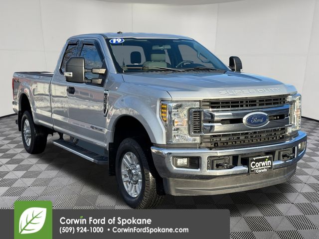2019 Ford F-350 Super Duty XLT SuperCab 4WD