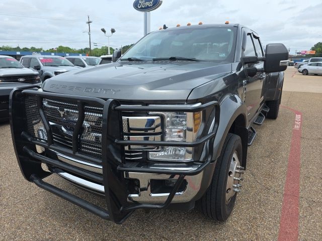 Gray (Magnetic) 2019 Ford F-450 Super Duty Lariat Crew Cab LB DRW 4WD Pickup Truck Four-Wheel Drive 6-Speed Automatic