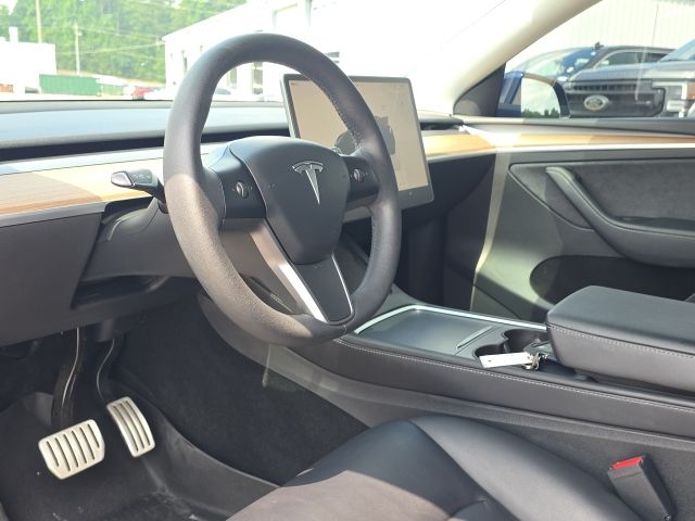 2022 Tesla Model Y Performance:46844A