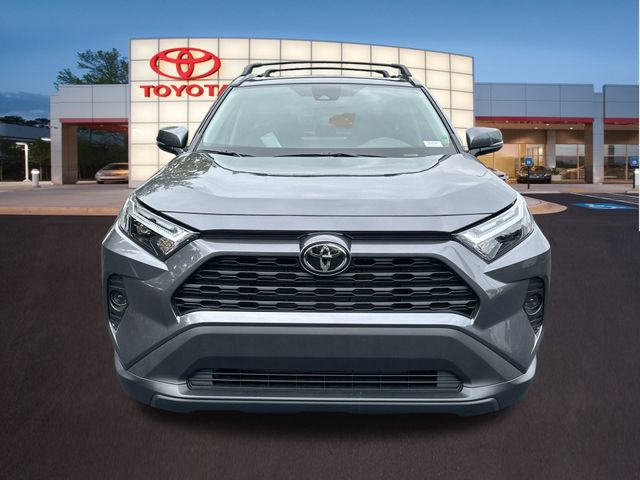 2024 Toyota RAV4 XLE 24