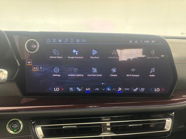 Used 2024 Chevrolet Traverse SUV