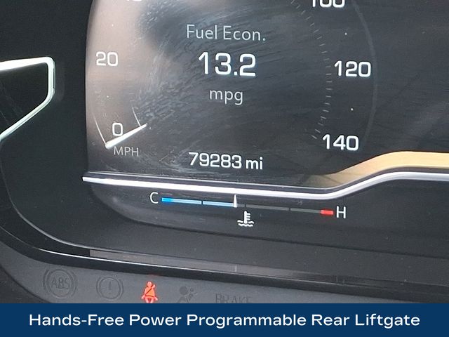 View vehicle photo 6