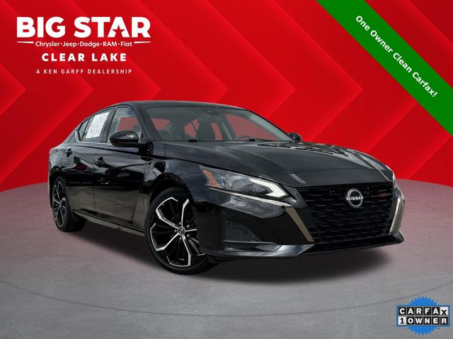 2024 Nissan Altima 2.5 SR Black at Durrett Motor Company