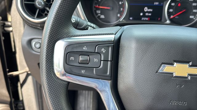 Used 2023 Gray Chevrolet LT image 22