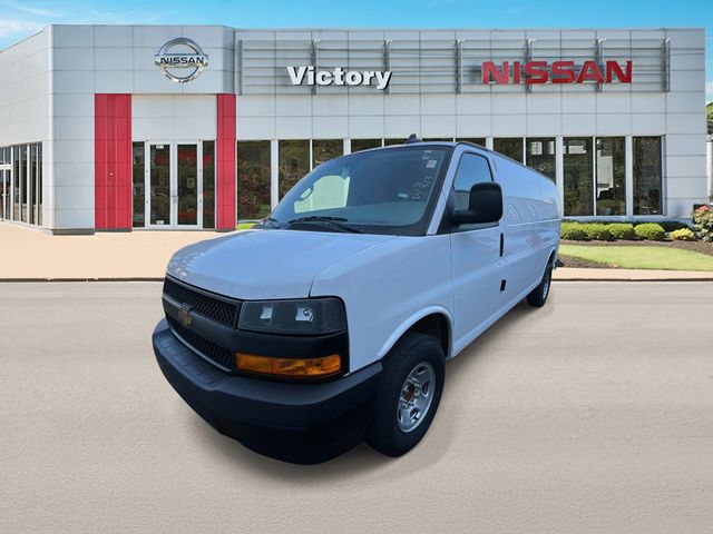 2025 Chevrolet Express Cargo 2500 RWD