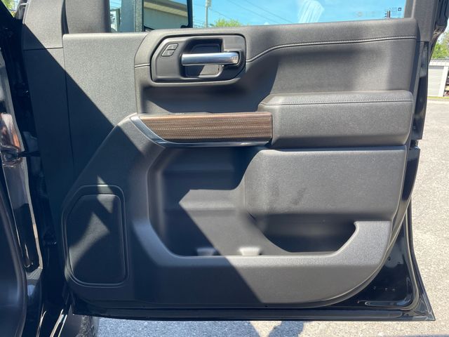2023 Chevrolet Silverado 2500HD LT - Black exterior view 14
