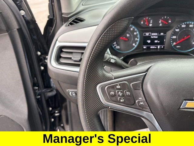2022 Chevrolet Equinox LS photo
