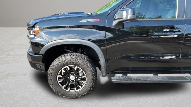 Used 2024 Black Chevrolet ZR2 image 33
