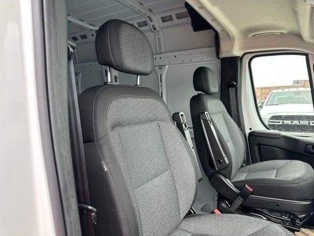 2024 Ram ProMaster 2500 High Roof 5