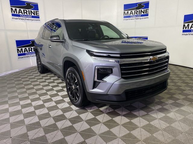 Sterling Gray Metallic 2026 Chevrolet Traverse LT FWD SUV / Crossover Front-Wheel Drive 8-Speed Automatic