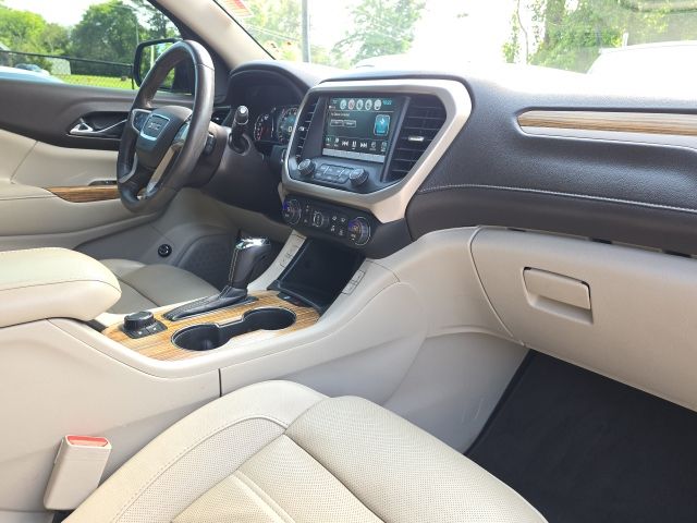 2017 GMC Acadia Denali:168618B